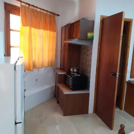 Alex Home Apartments * Hersonissos (Crete)