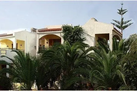 Aparthotel Alex Home Apartments *